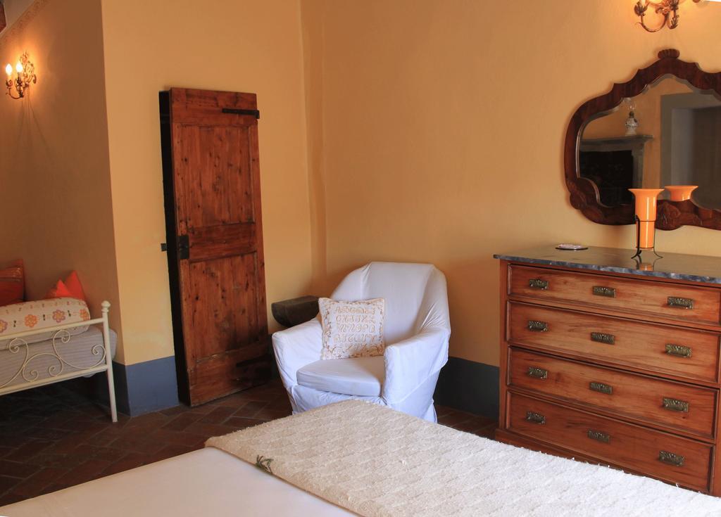 Bed and Breakfast antica casa "le rondini" Borgo a Buggiano Exterior foto