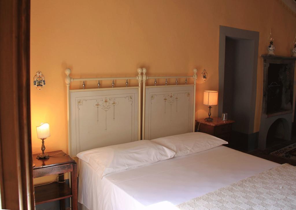 Bed and Breakfast antica casa "le rondini" Borgo a Buggiano Exterior foto